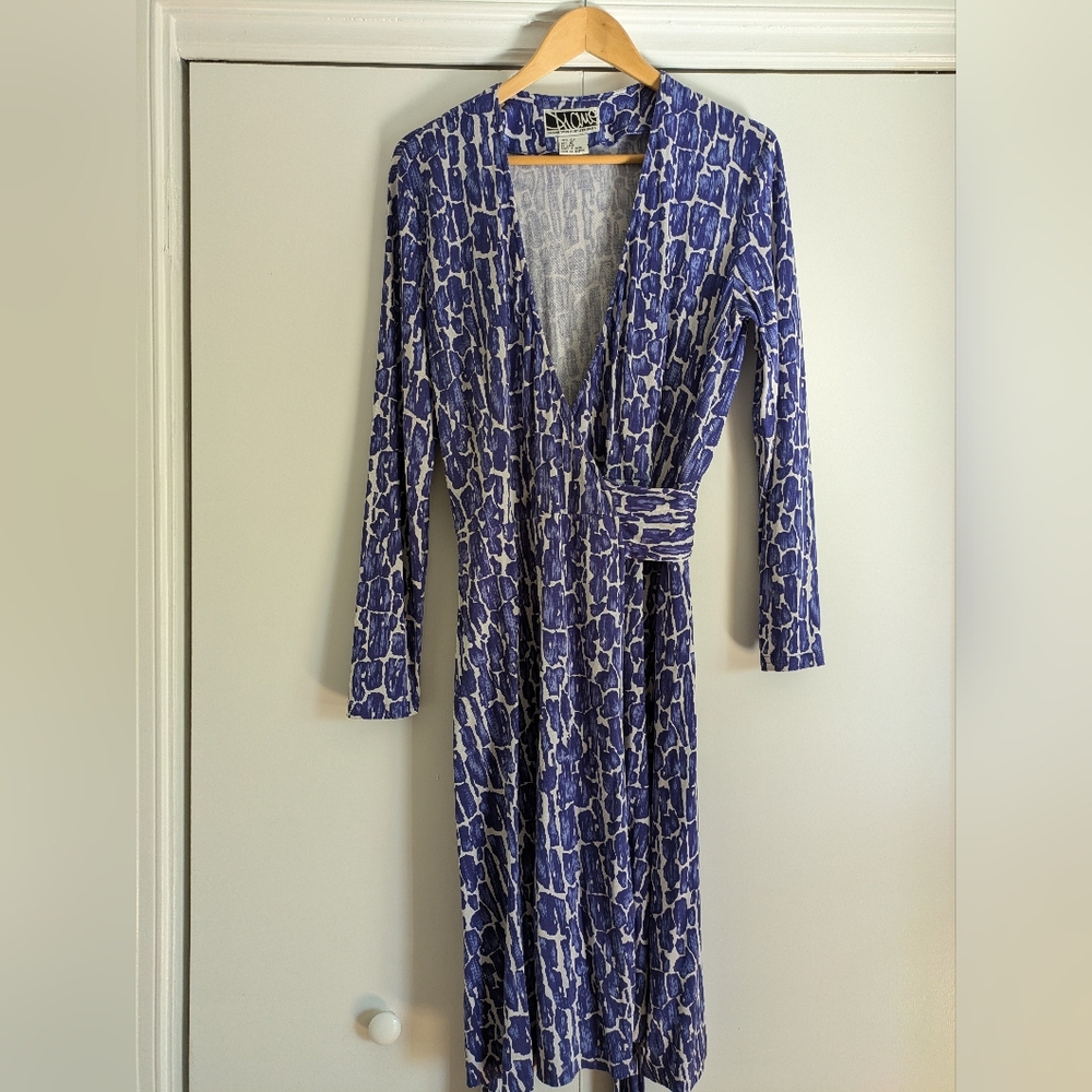 DVF Diane Von Furstenberg 90s Silk Wrap Dress
